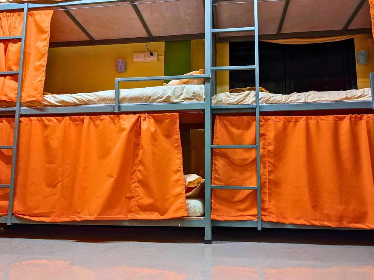 Awaara Backpackers Hostel, Alībāg Exteriér fotografie